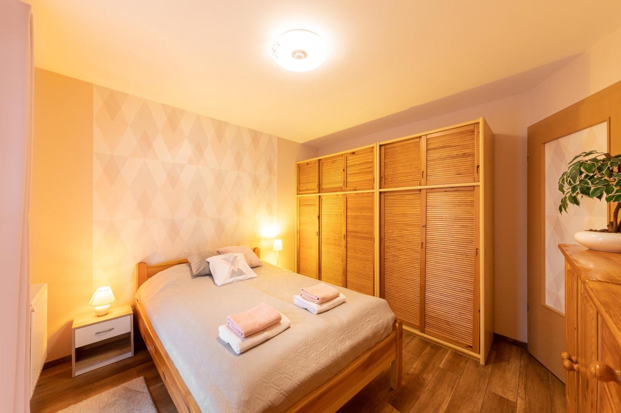 Center Budget Apartment Inside Free Parking Self Check-In Free Streaming Ac Balcony Budapest Exterior foto